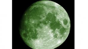 Hoaxers Will See Green Moon On April 20 After 420 Years