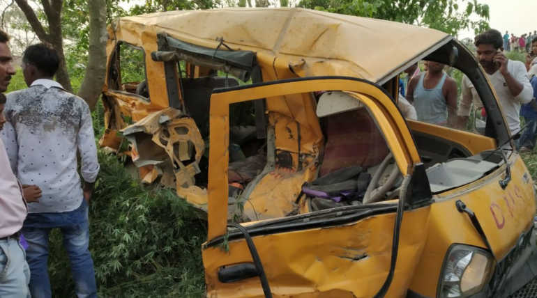  13 School Kids Died In India After train Rammed their School Van