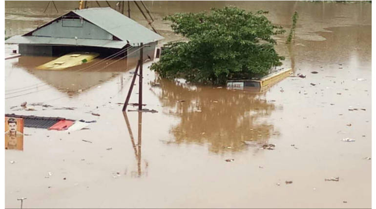 India: Worst Floods in Kerala raises Death Toll Pic credit - @mallucomrade Twitter