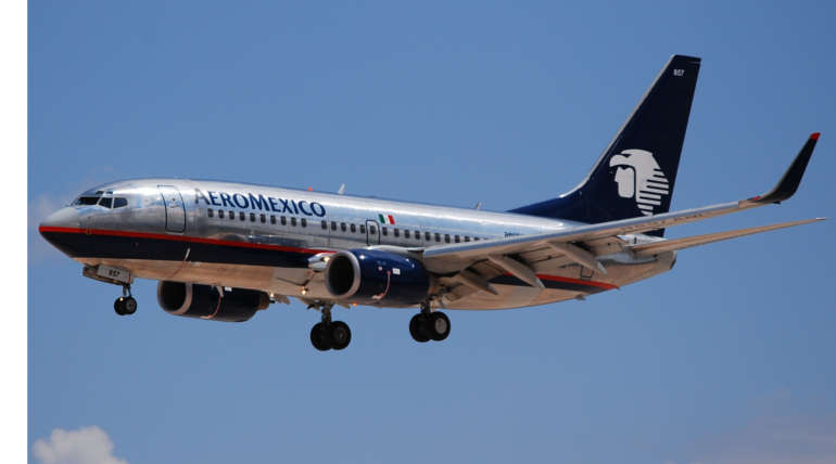 Flight Crash in Mexico; Aeromexico with 100 on-board hit by wind