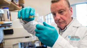 Microbial Alzheimer Researcher Robert Moir took his last breath at 58